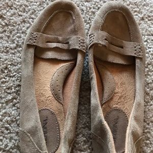EUC Merona Taupe Loafer